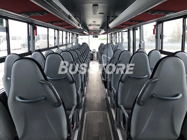 Mercedes-Benz - Intouro L - 0100051055