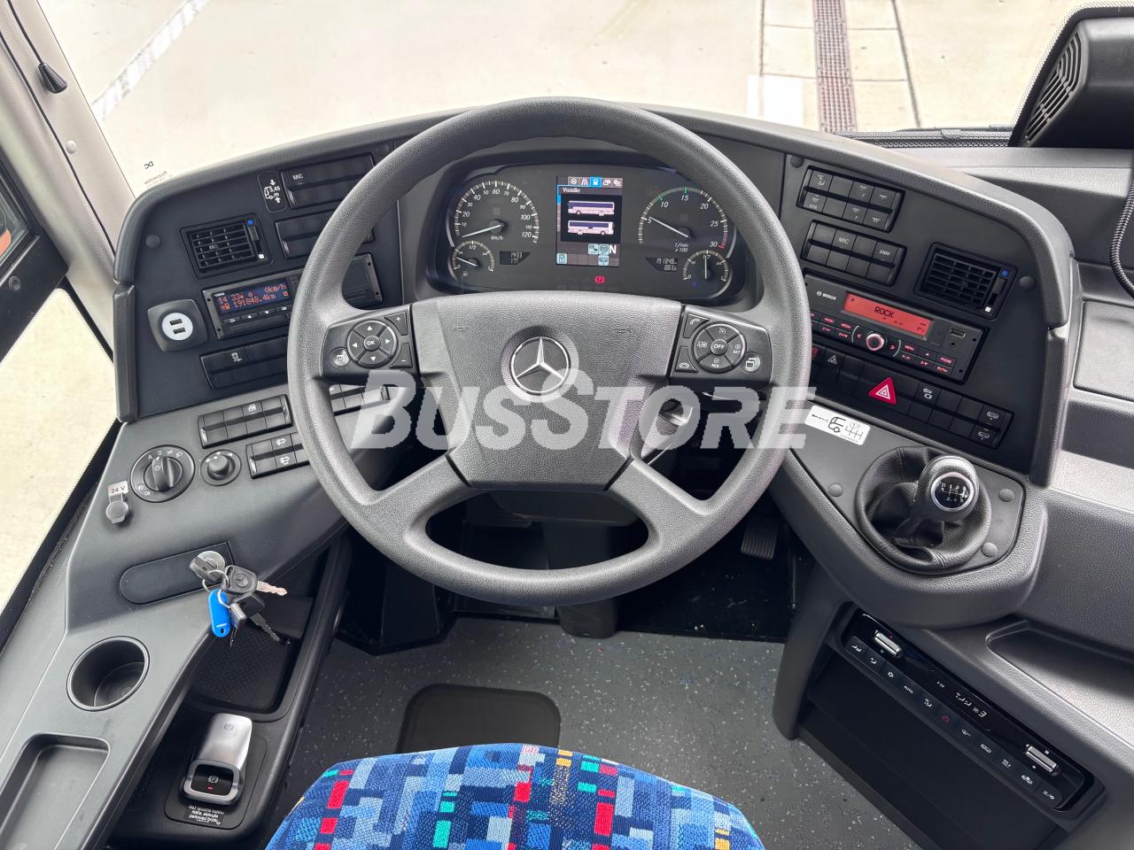 Mercedes-Benz - Intouro - BTS2658012010