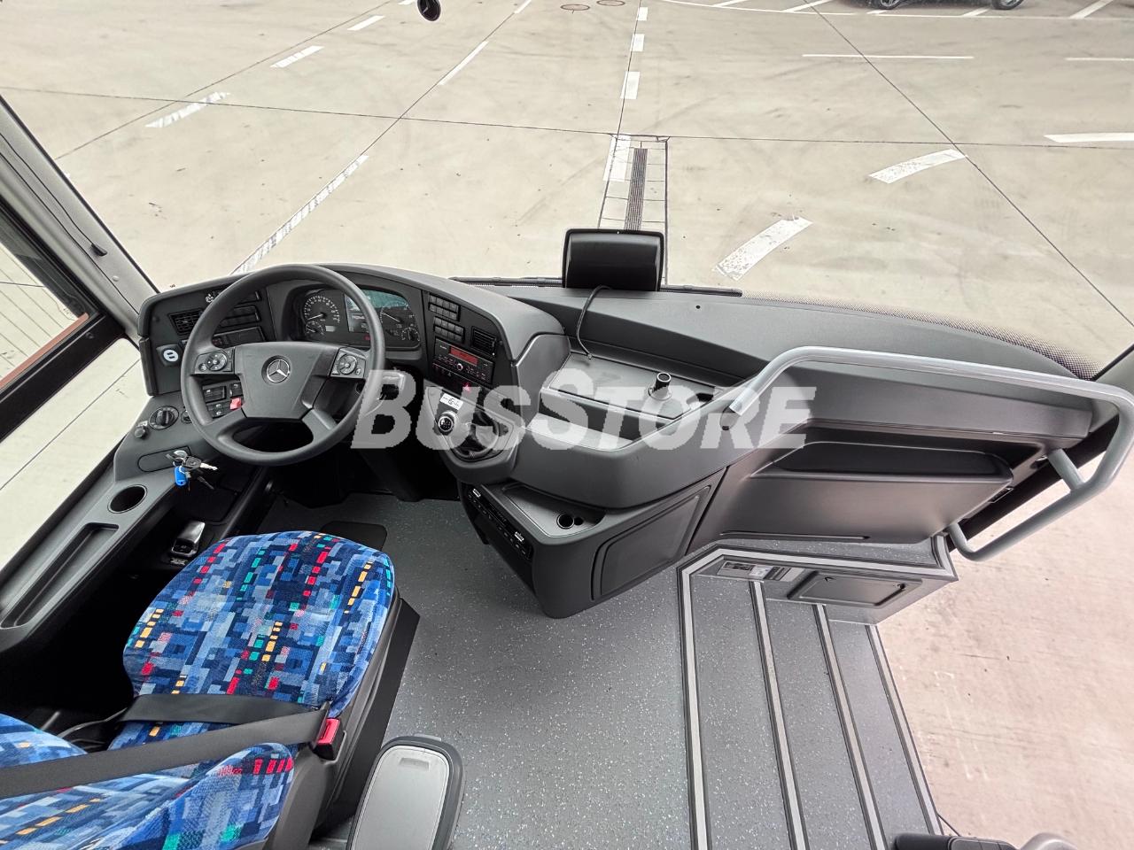 Mercedes-Benz - Intouro - BTS2658012010
