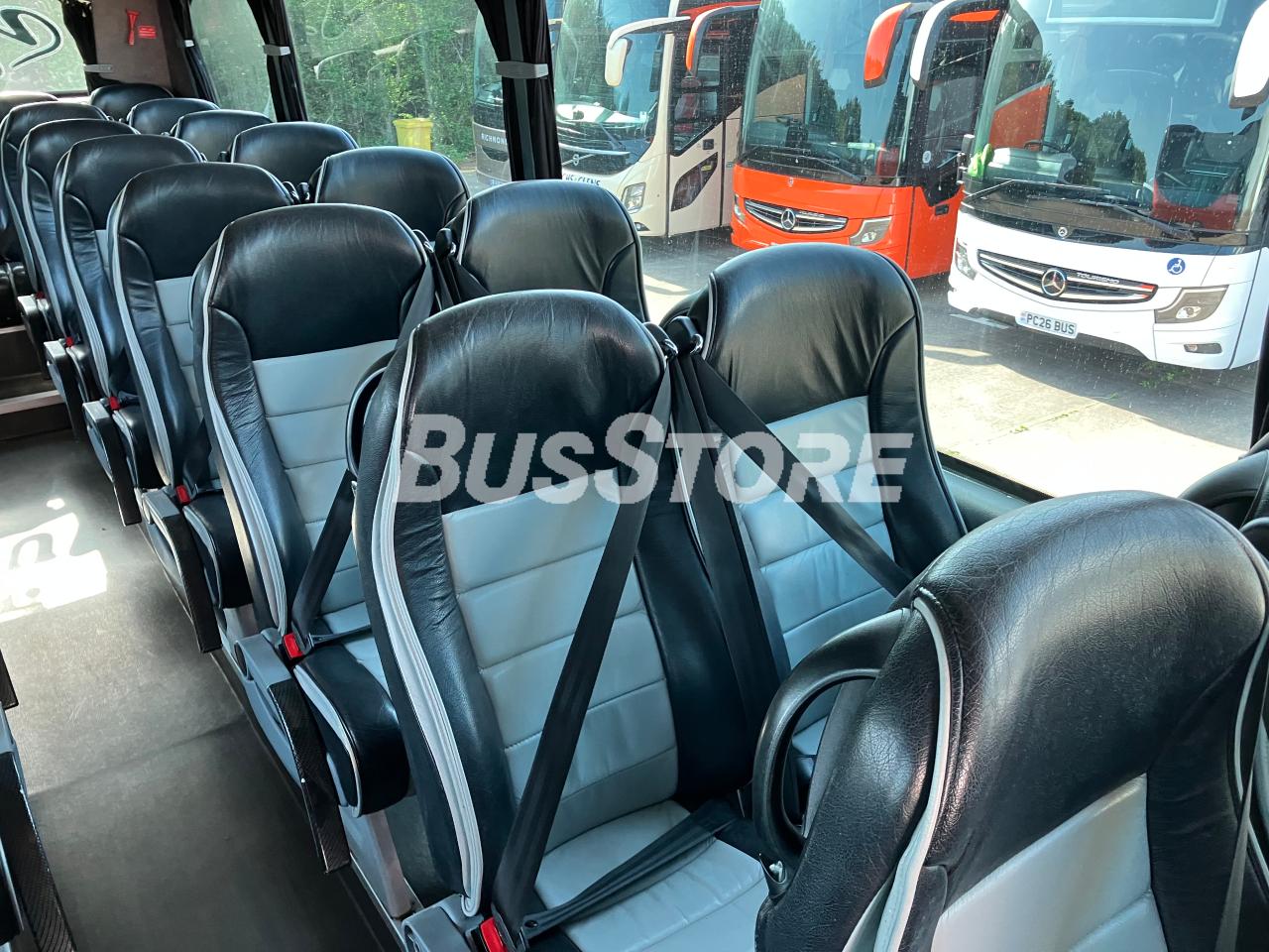 Mercedes-Benz/Unvi - Voyager GT - COV2653712047