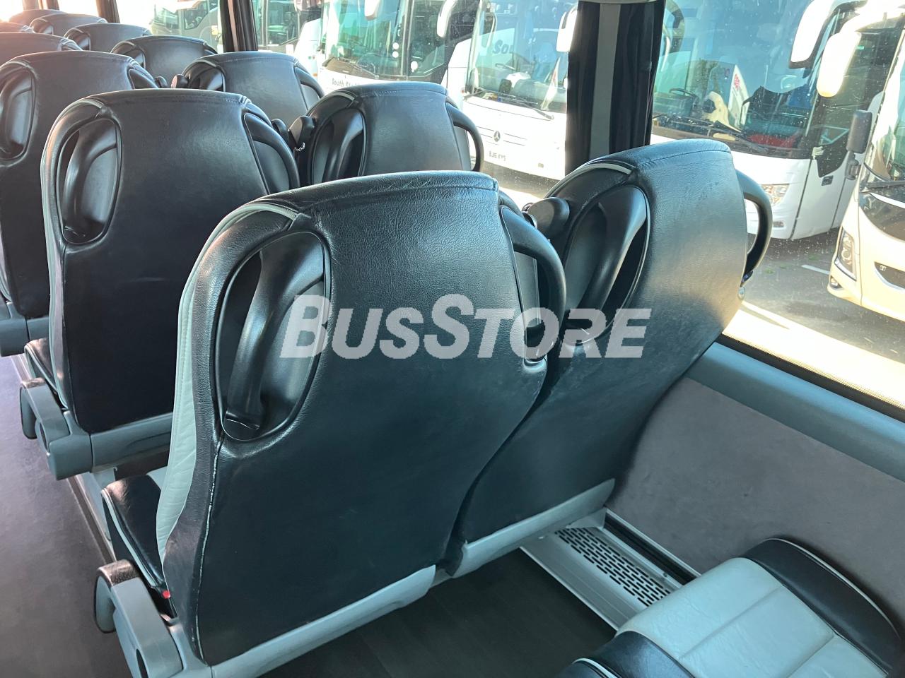 Mercedes-Benz/Unvi - Voyager GT - COV2653712047