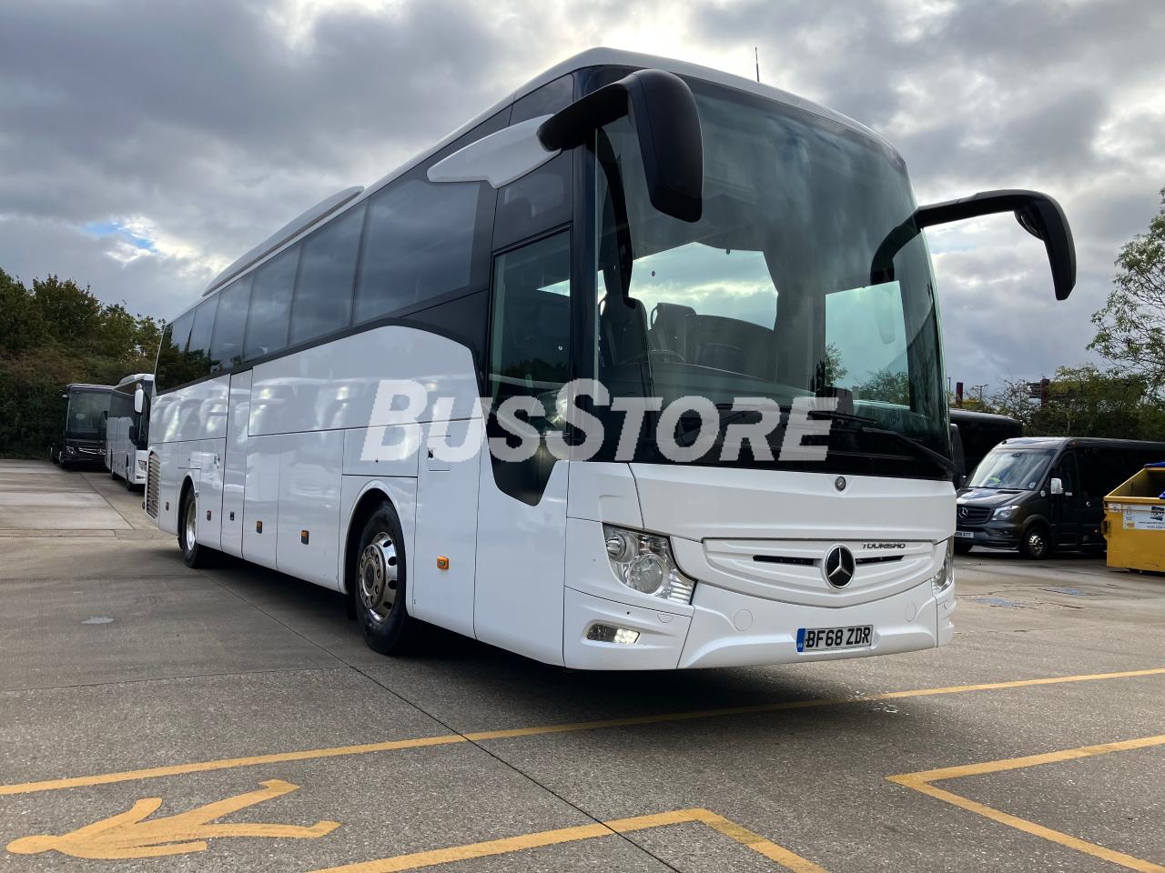 Mercedes-Benz - Tourismo 15 RHD - COV2653712086