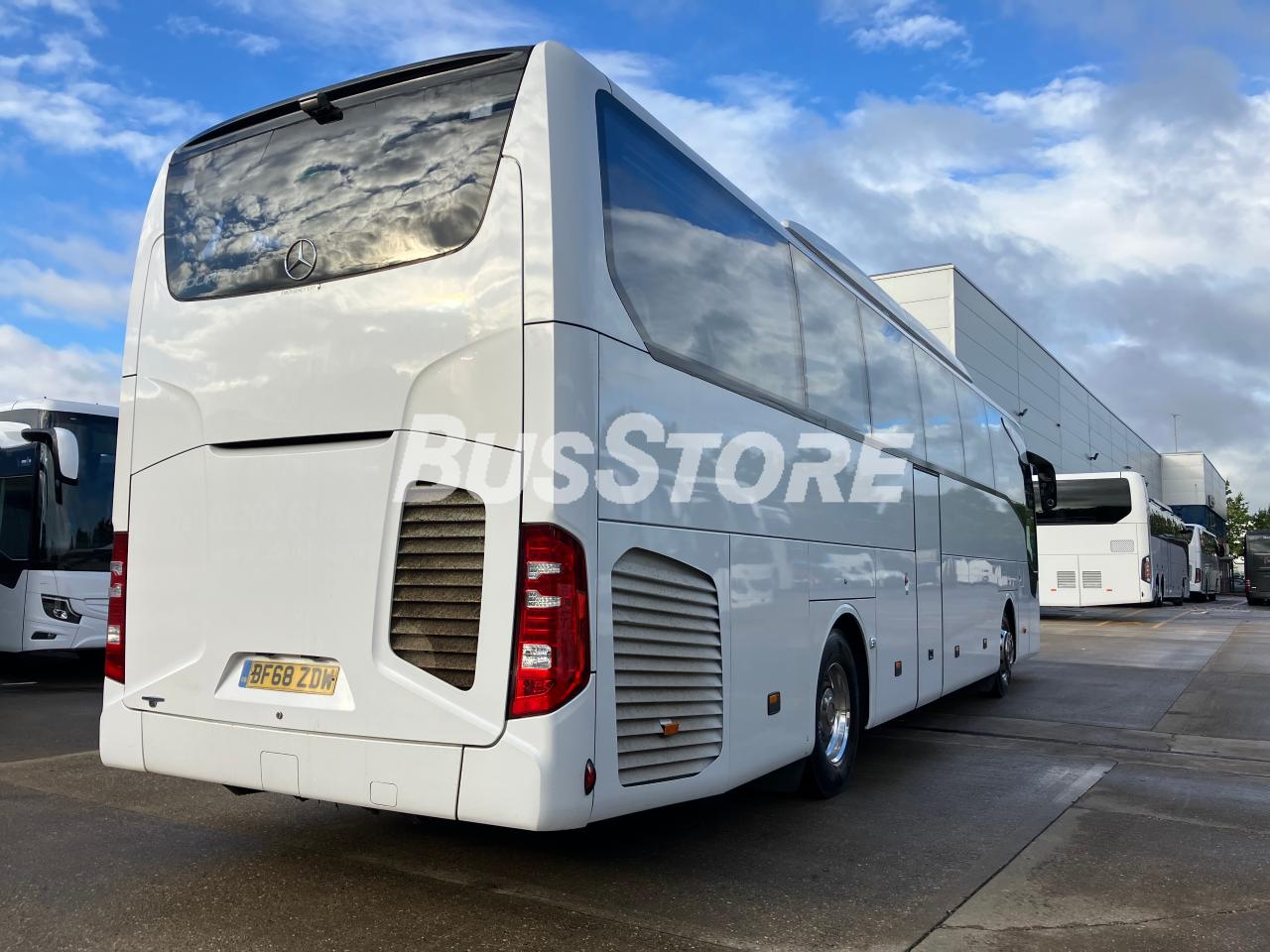 Mercedes-Benz - Tourismo 15 RHD - COV2653712088