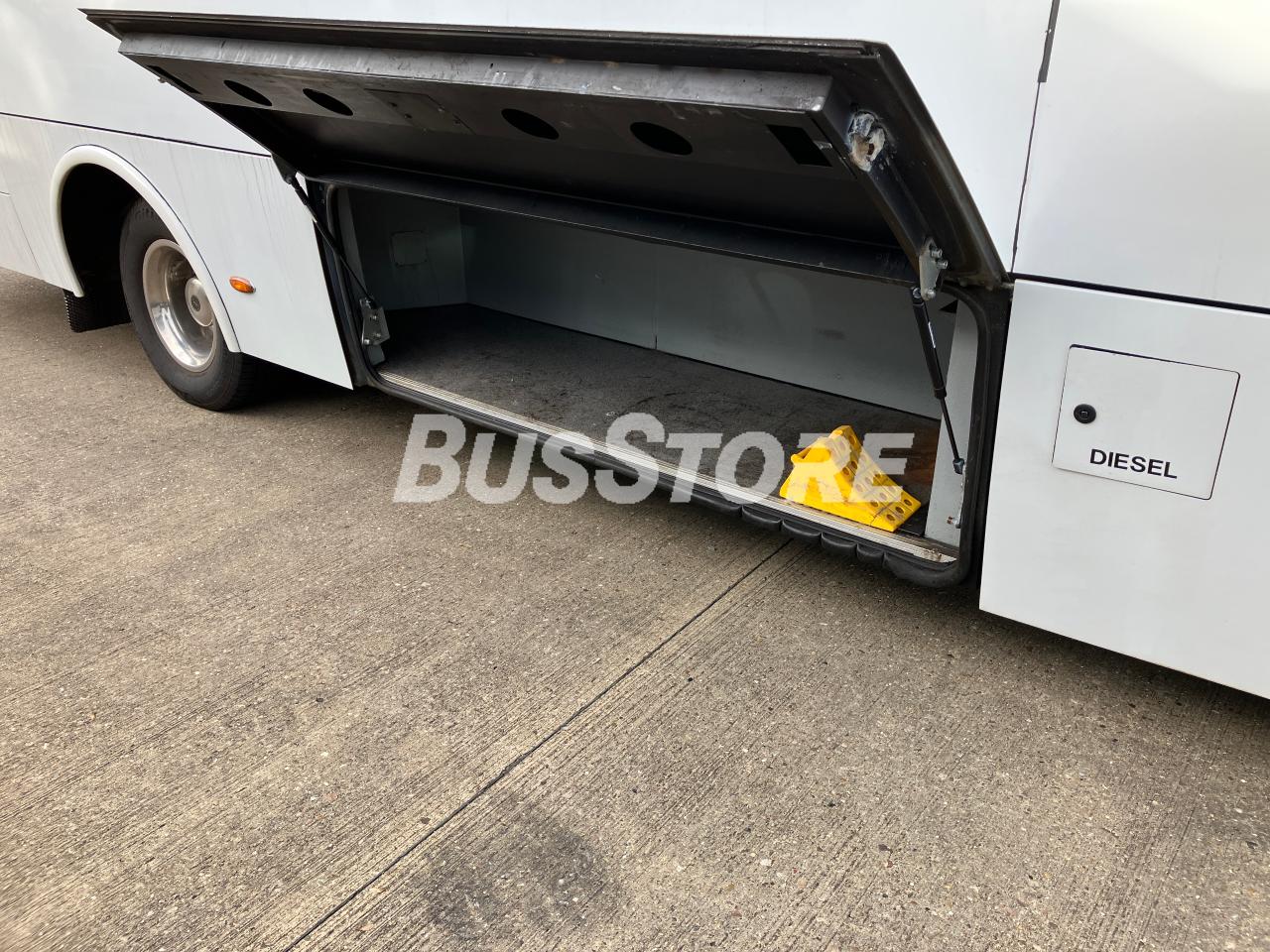Iveco/Unvi - Compa - COV2653712104