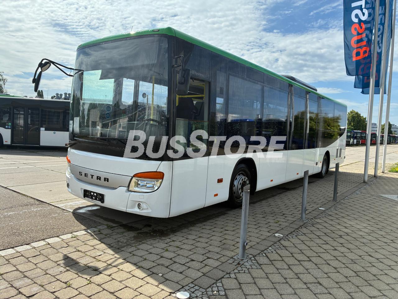 Setra - S 415 LE business - GWC2500012498