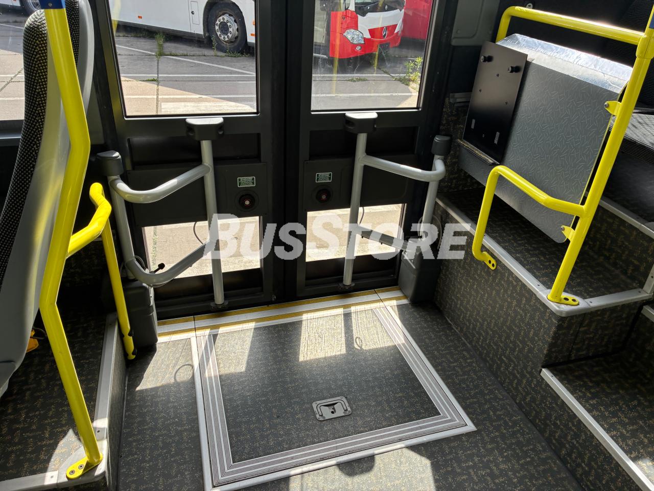Setra - S 415 LE business - GWC2500012498