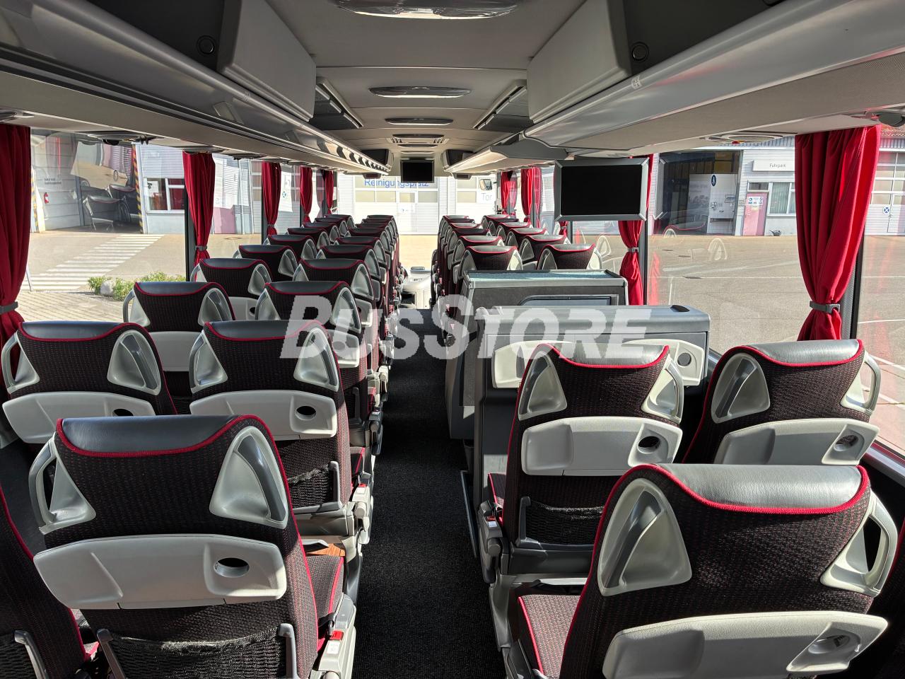 Mercedes-Benz - Tourismo 17 RHD - GWC2500012546