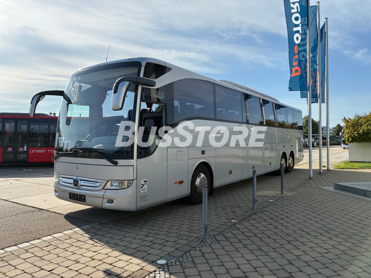 Mercedes-Benz - Tourismo 17 RHD - GWC2500012546