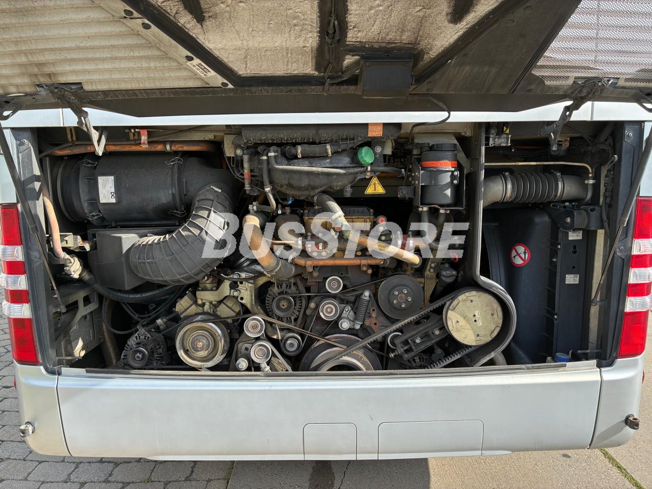 Mercedes-Benz - Tourismo 17 RHD - GWC2500012546