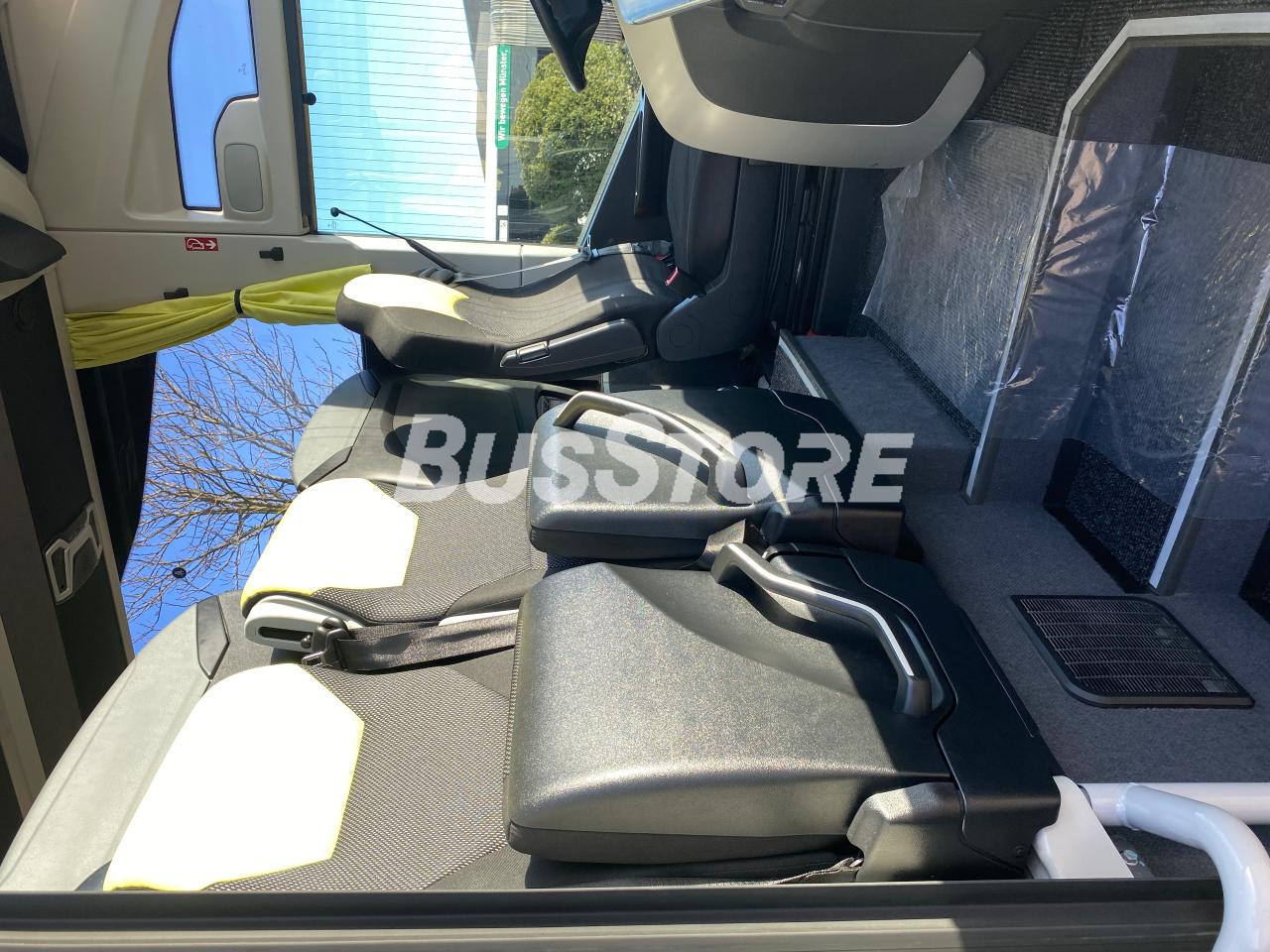 Mercedes-Benz - Tourismo 15 RHD - GWC2600012010