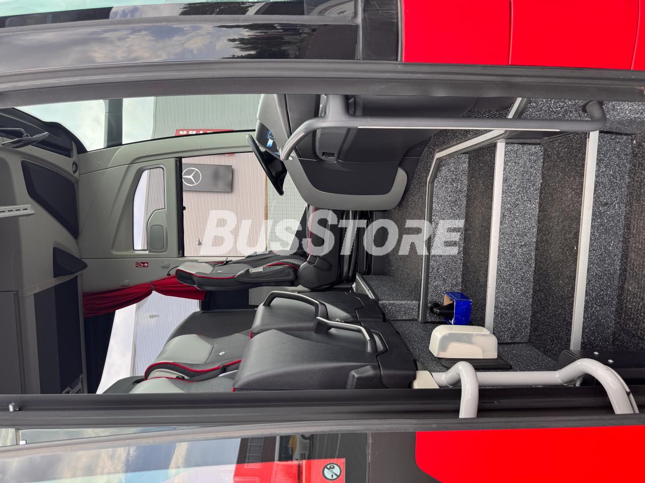Mercedes-Benz - Tourismo 16 RHD/3 - GWC2600012043