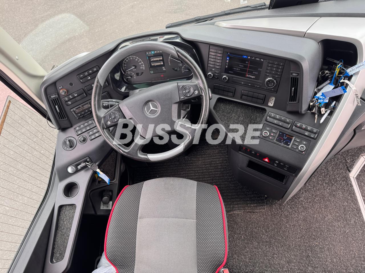 Mercedes-Benz - Tourismo 16 RHD/3 - GWC2600012043