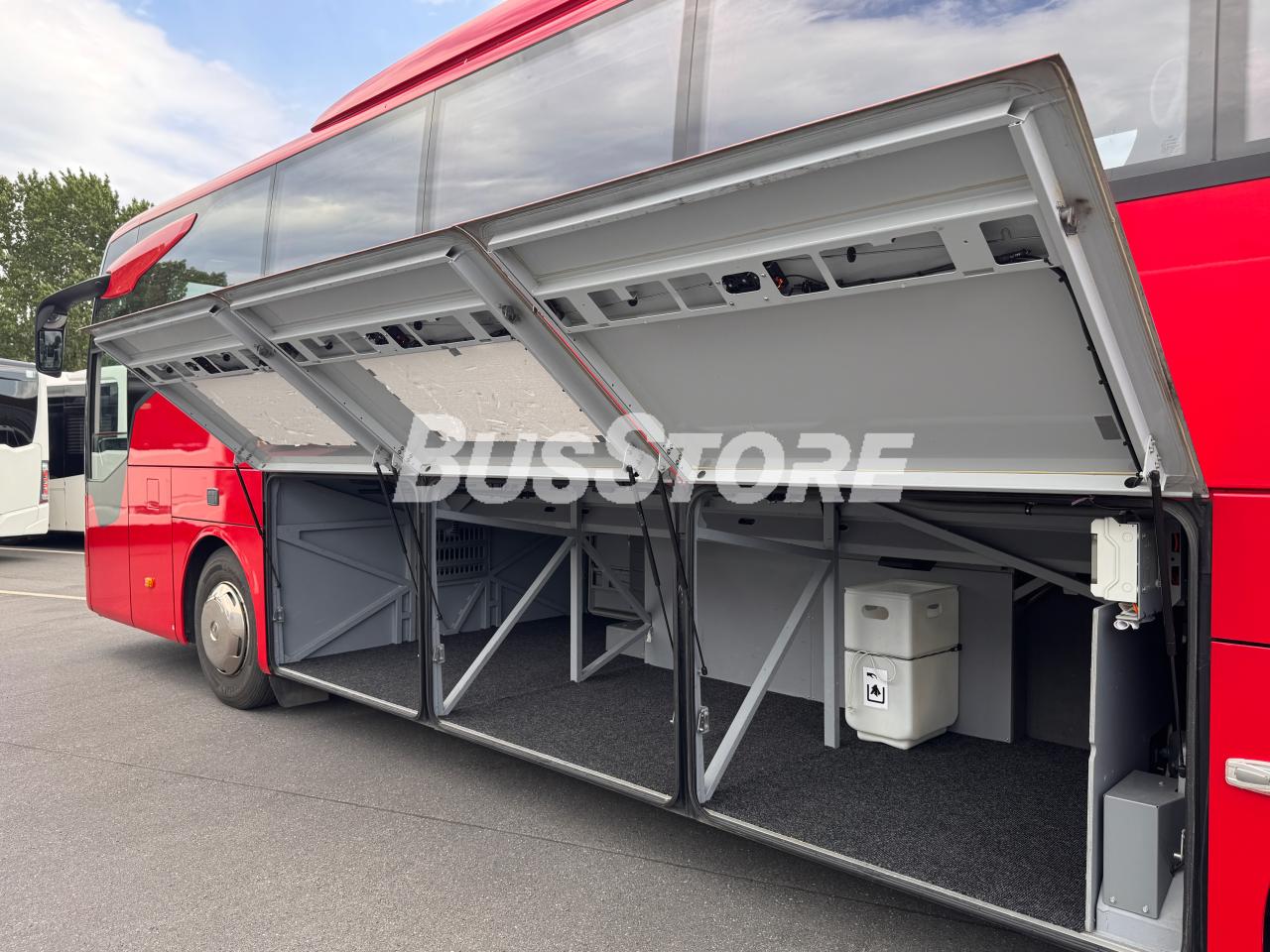 Mercedes-Benz - Tourismo 16 RHD/3 - GWC2600012043