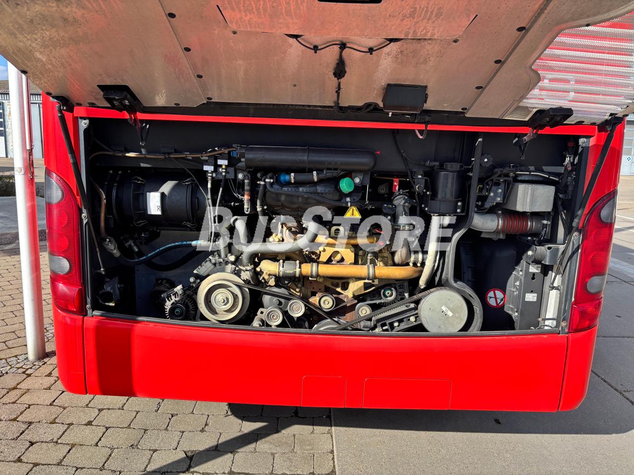 Setra - S 415 LE business - GWC2600012104