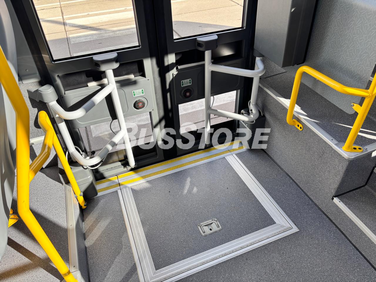 Setra - S 415 LE business - GWC2600012104