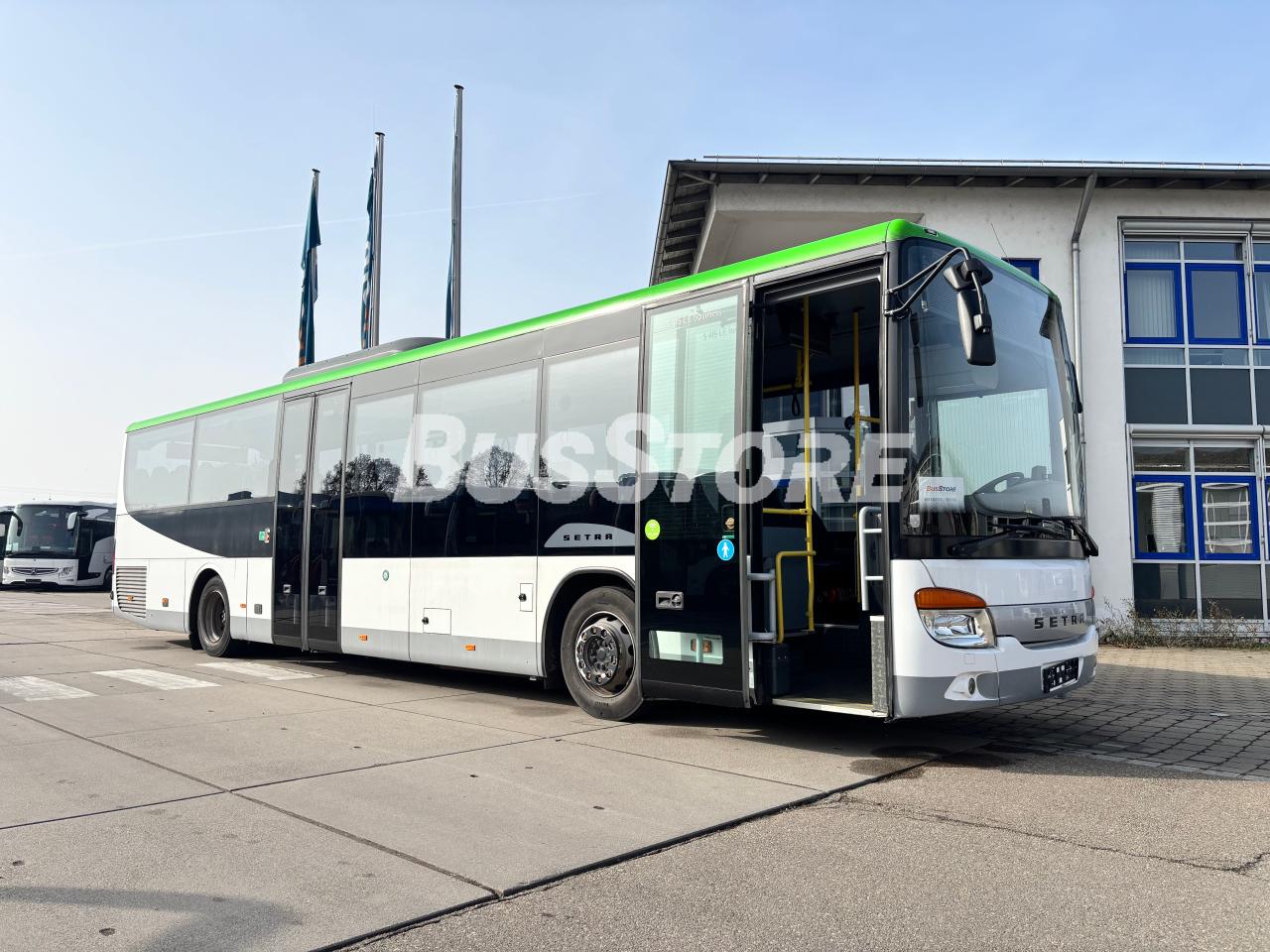 Setra - S 415 LE business - GWC2600012120