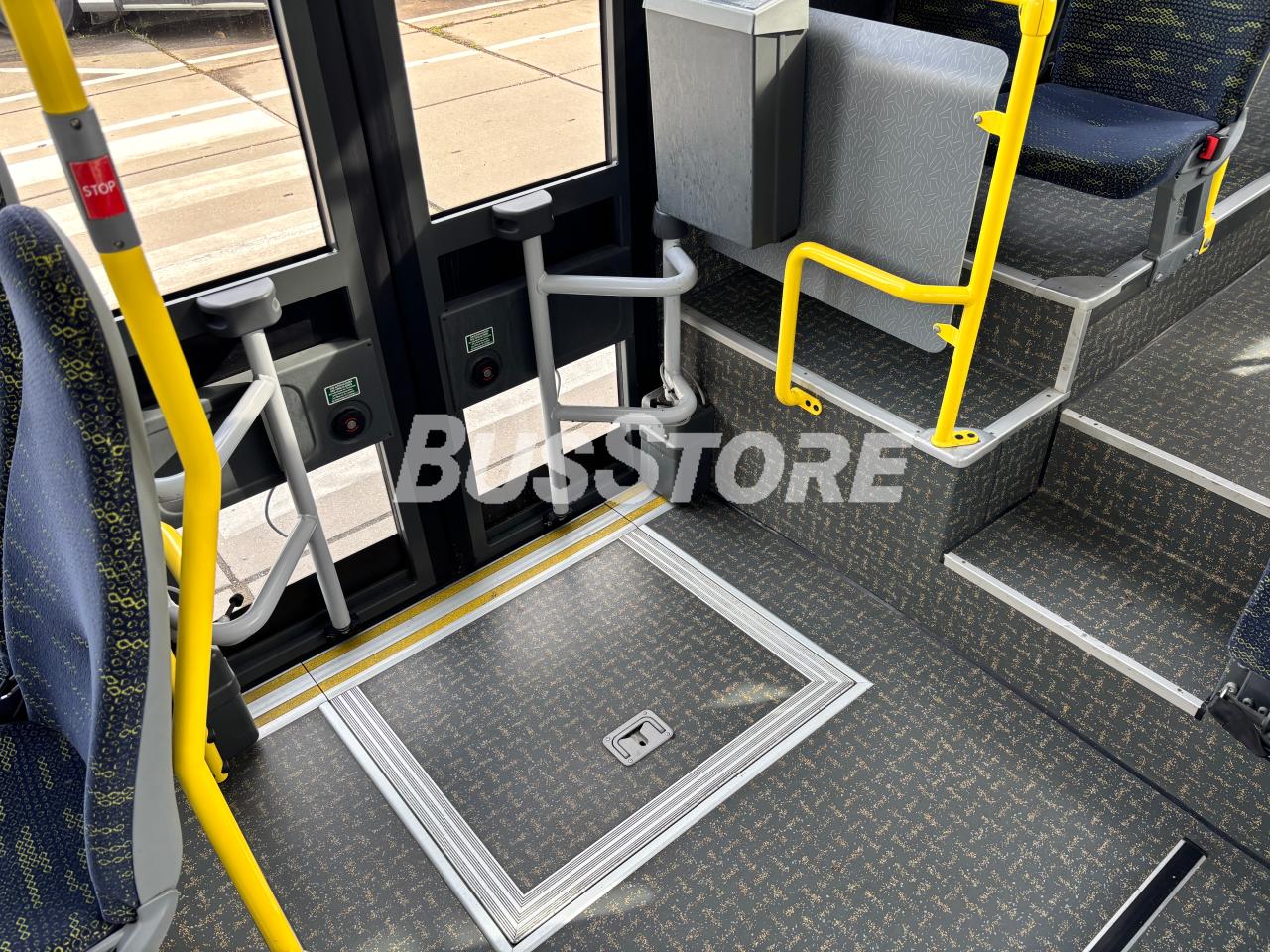 Setra - S 415 LE business - GWC2600012122