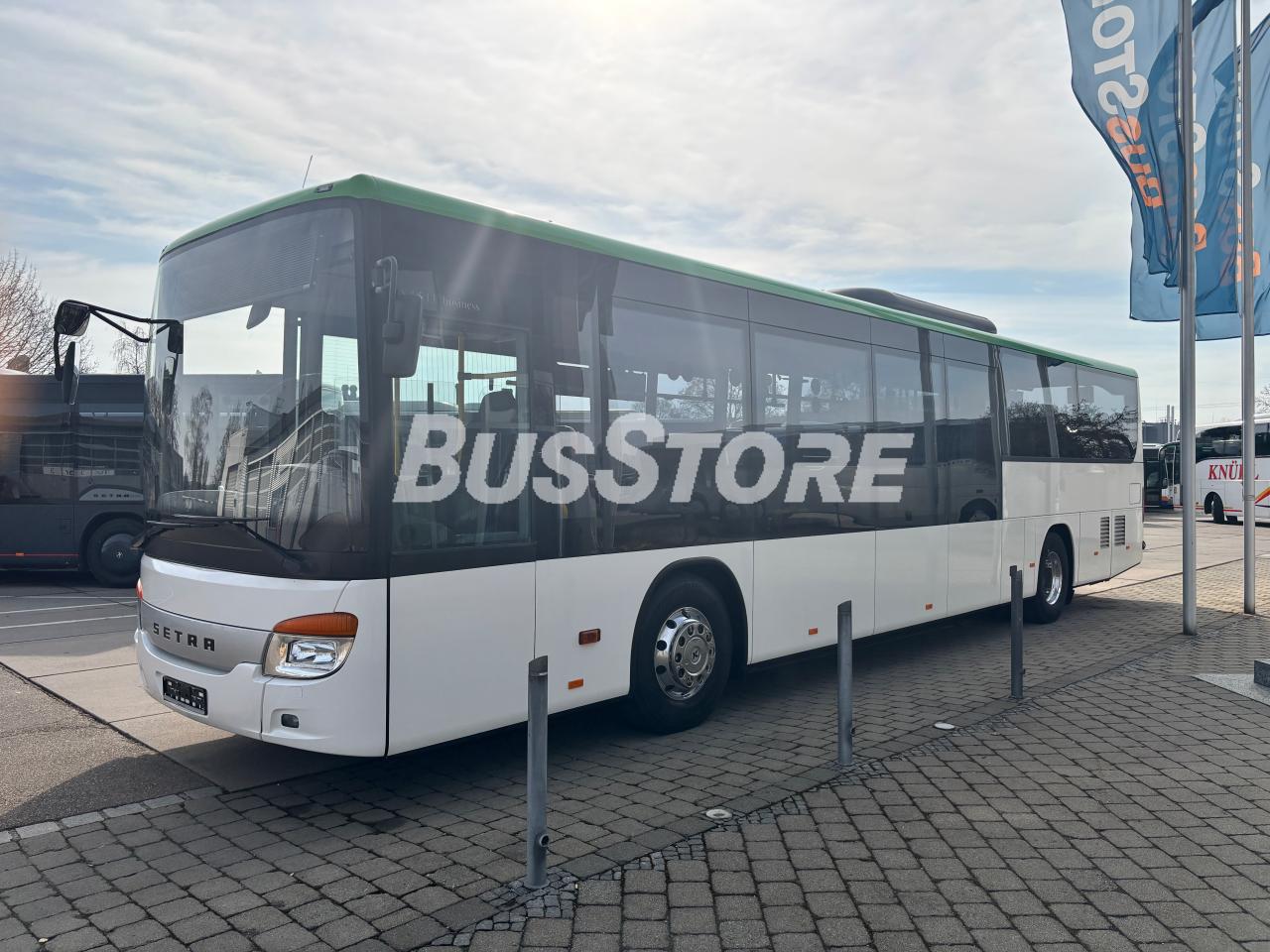 Setra - S 415 LE business - GWC2600012126