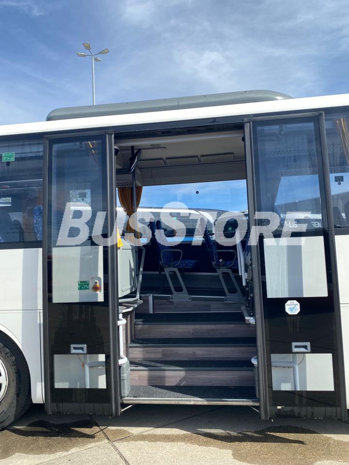 Mercedes-Benz - Intouro - GWC2600012154