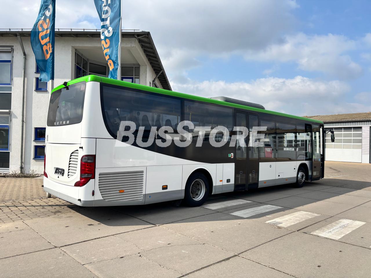 Setra - S 415 LE business - GWC2600012156