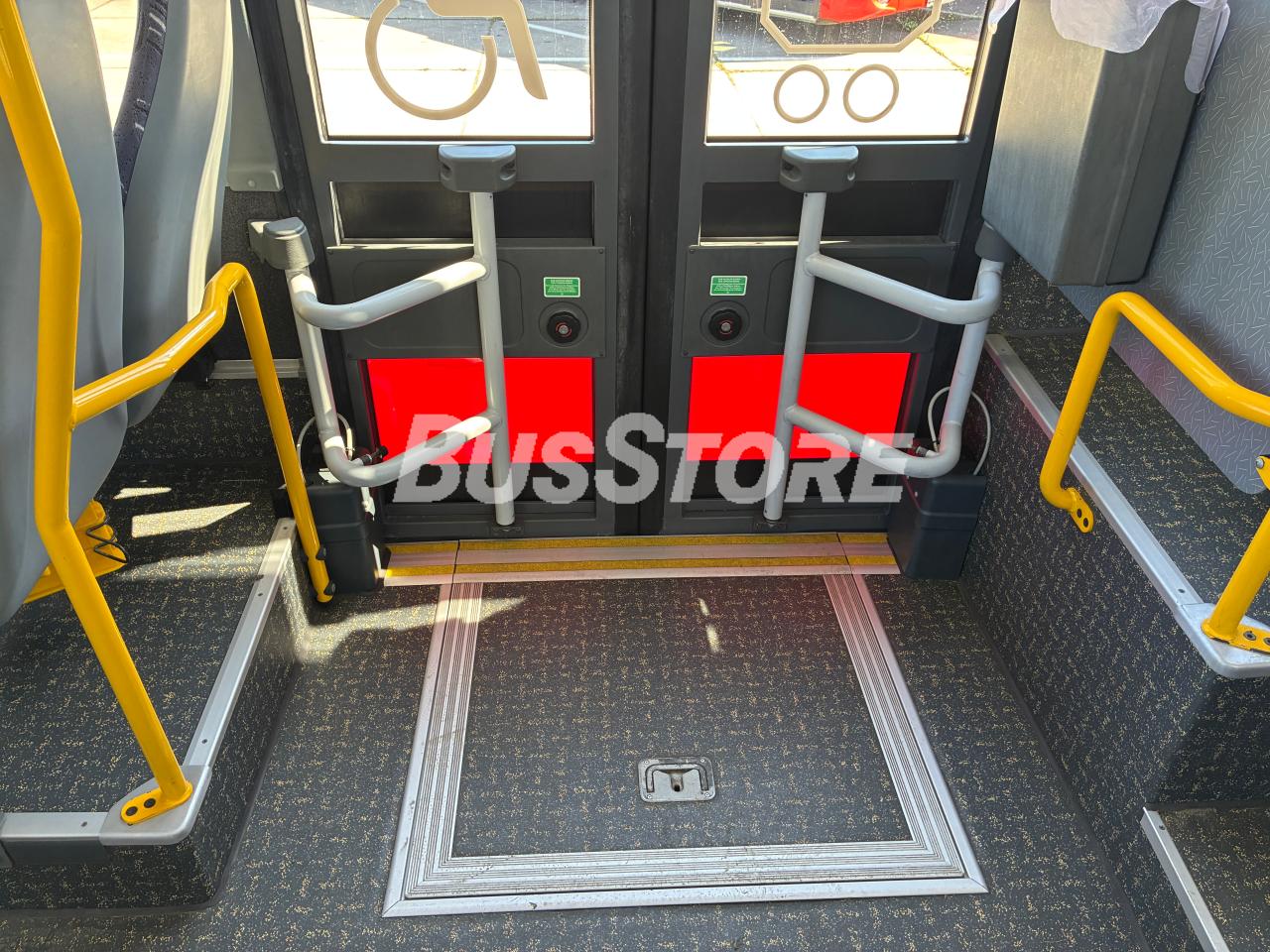 Setra - S 415 LE business - GWC2600012160