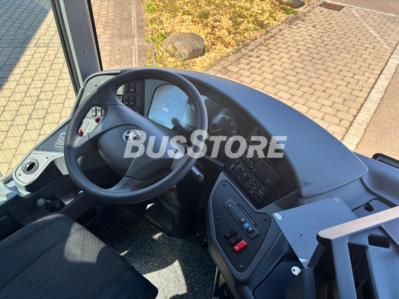 Setra - S 415 LE business - GWC2600012195
