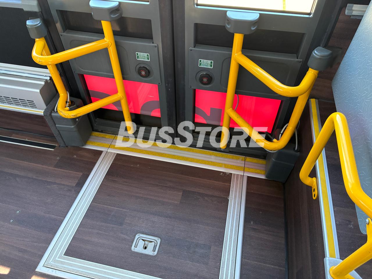 Setra - S 415 LE business - GWC2600012219