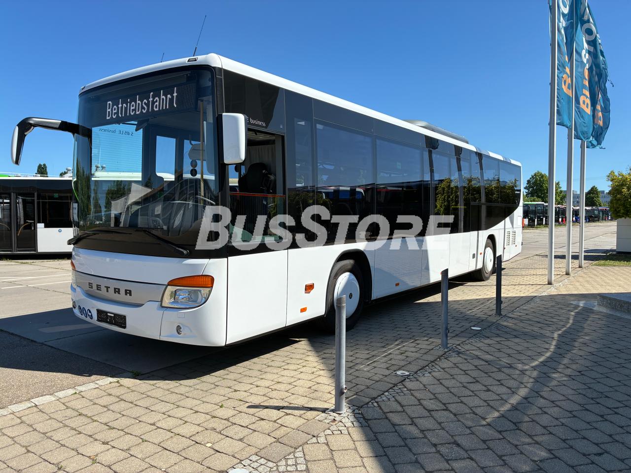 Setra - S 415 LE business - GWC2600012225
