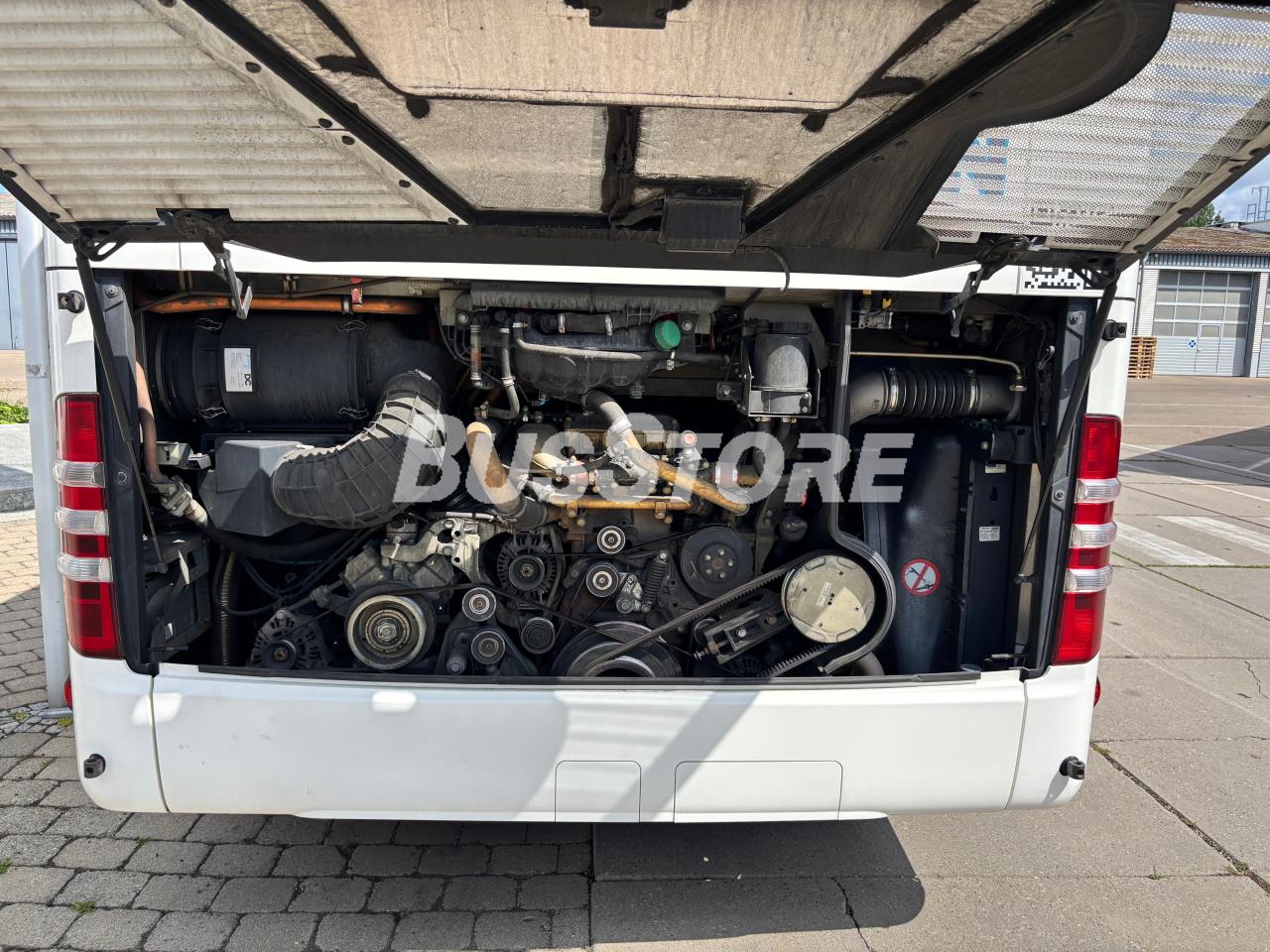 Mercedes-Benz - Tourismo 15 RHD - GWC2600012260
