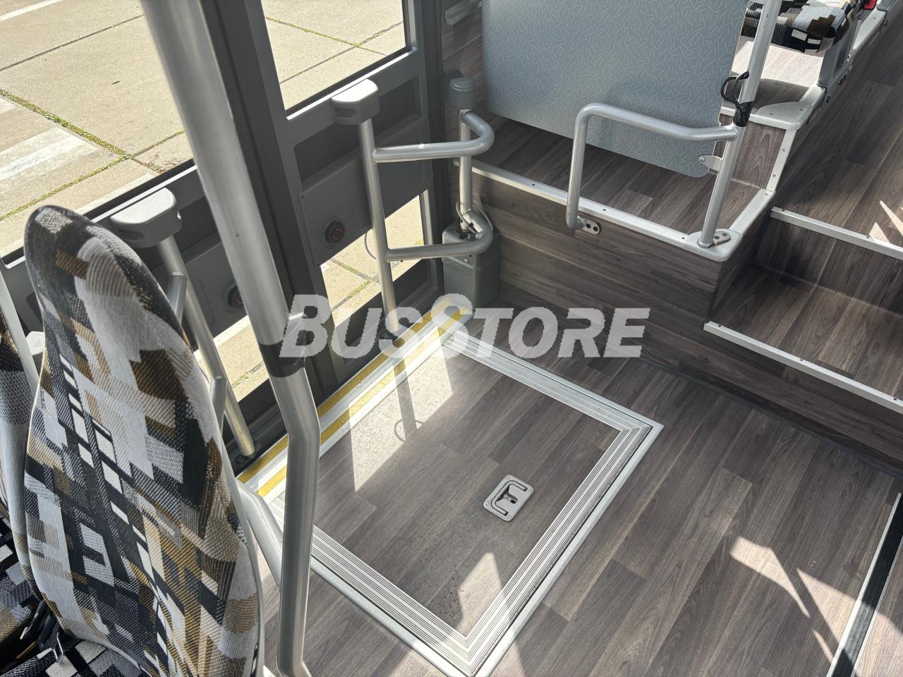 Setra - S 418 LE business - GWC2600012286