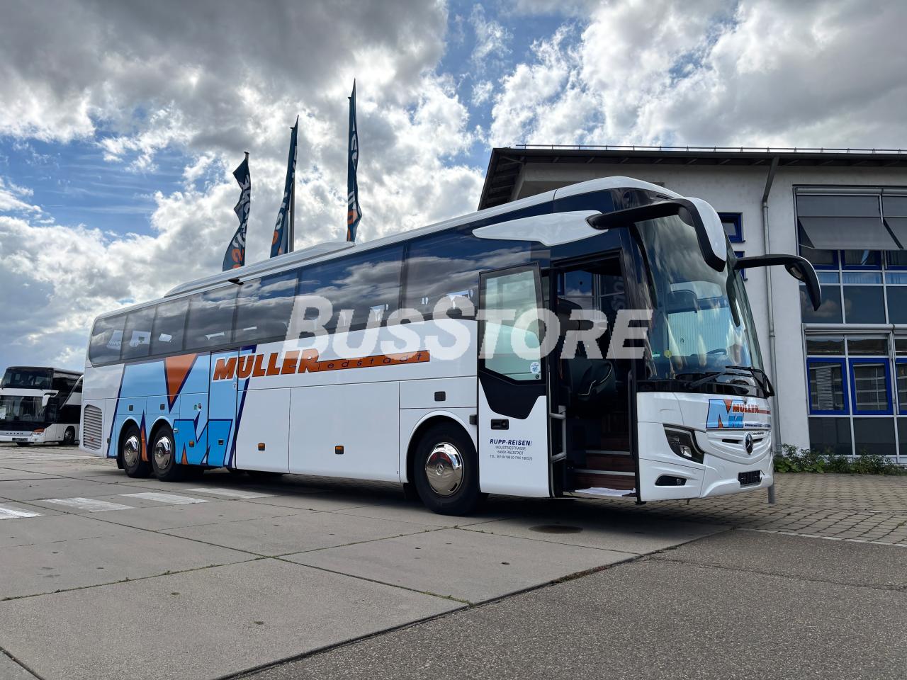 Mercedes-Benz - Tourismo 17 RHD - GWC2600012289
