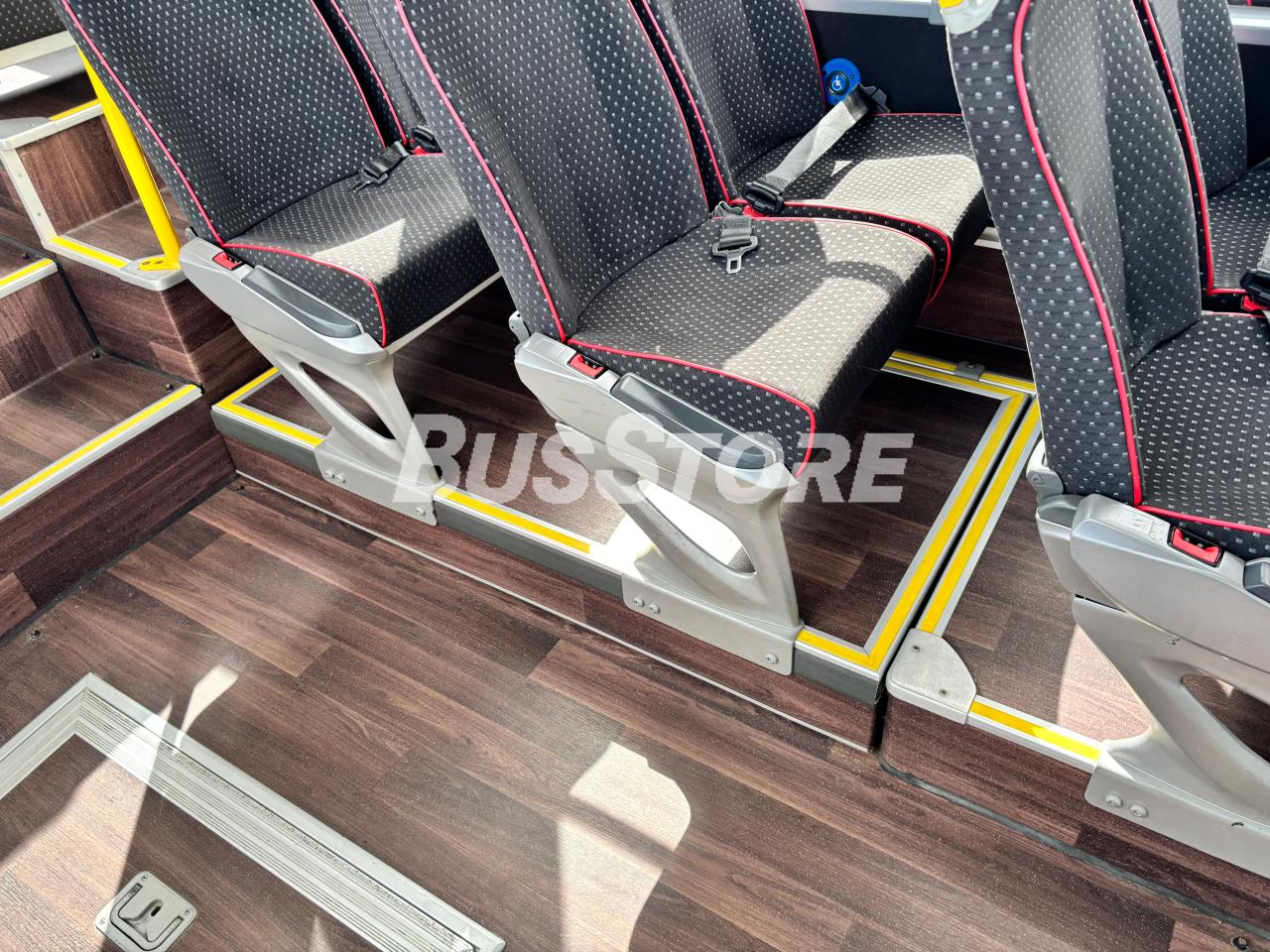Setra - S 415 LE business - GWC2600012291