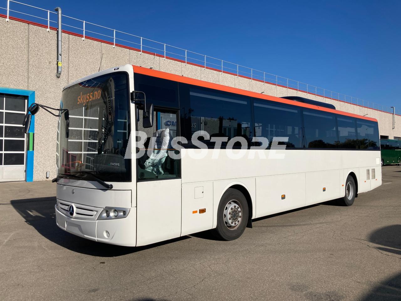 Mercedes-Benz - Intouro - MOD2554312045