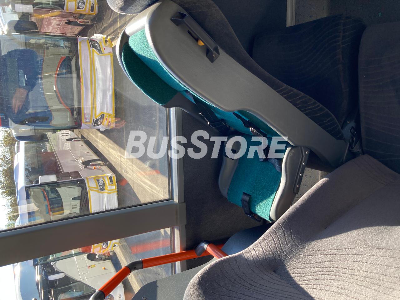 Mercedes-Benz - Intouro - MOD2554312045