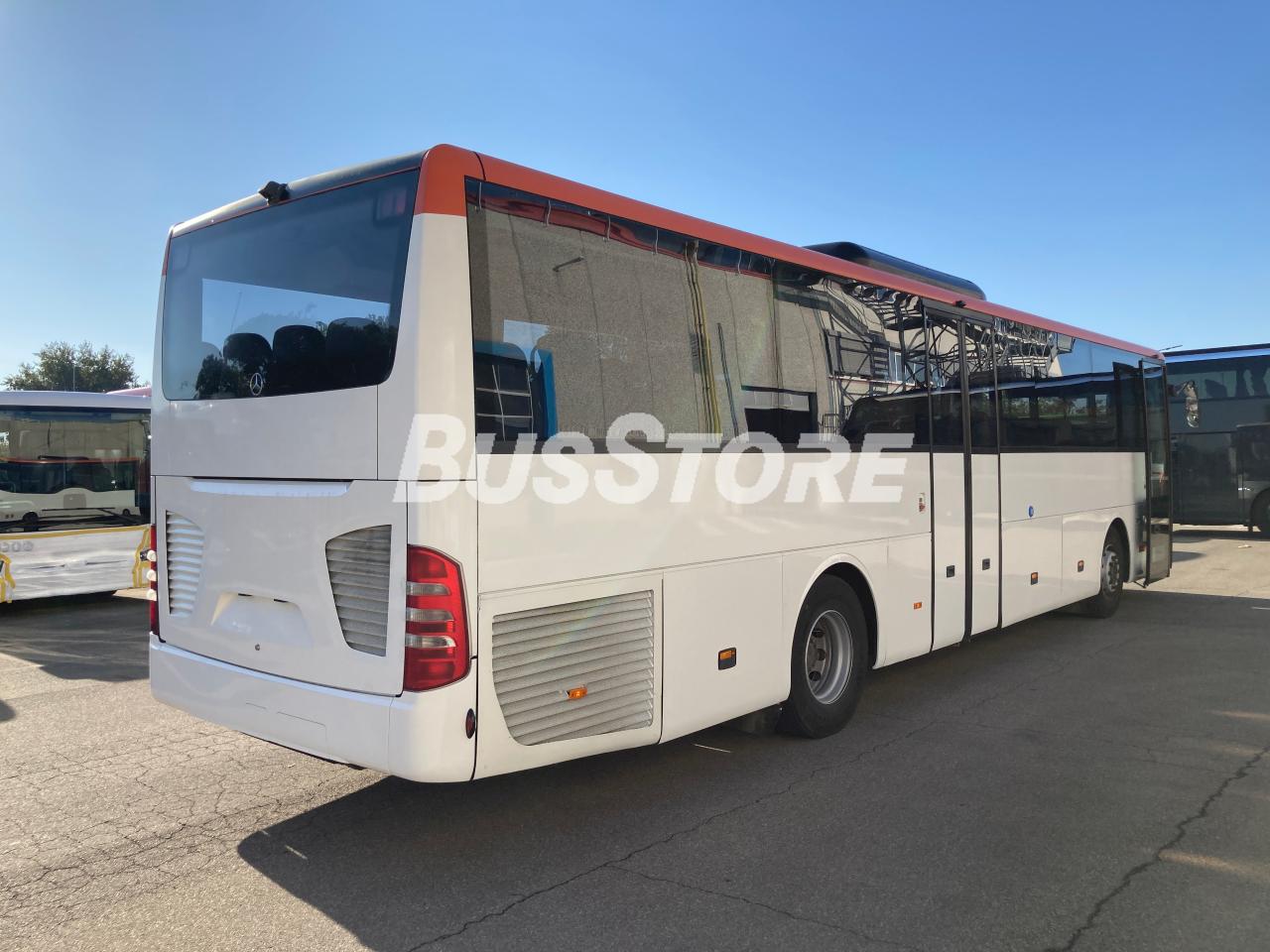 Mercedes-Benz - Intouro - MOD2554312045