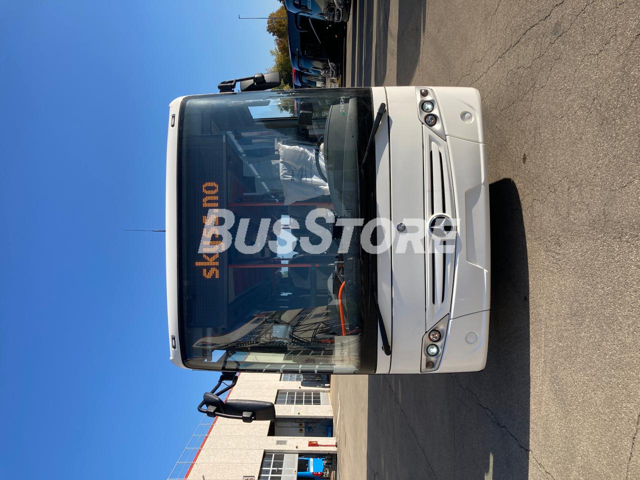 Mercedes-Benz - Intouro - MOD2554312045