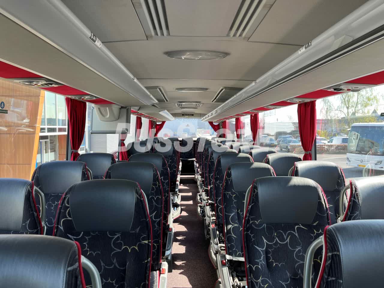 Mercedes-Benz - Tourismo 15 RHD - NIJ2555312002