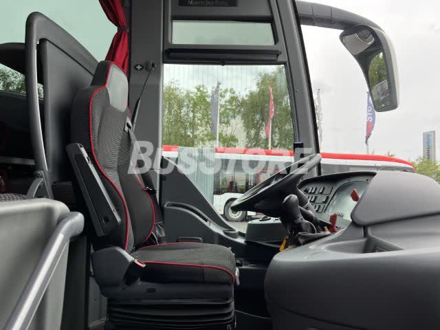Mercedes-Benz - Tourismo 15 RHD - NIJ2555312006