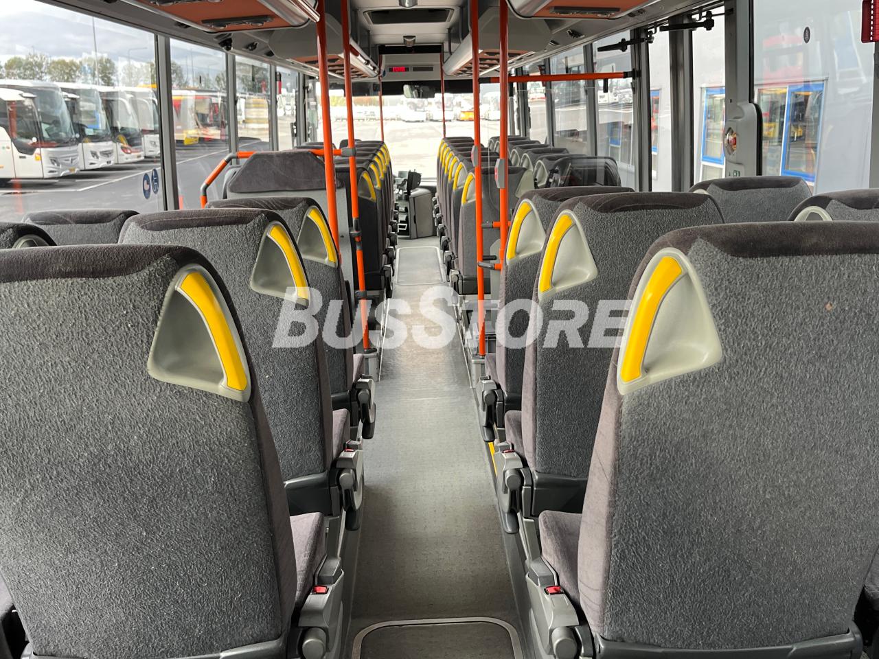 Mercedes-Benz - Intouro L - NIJ2555312020