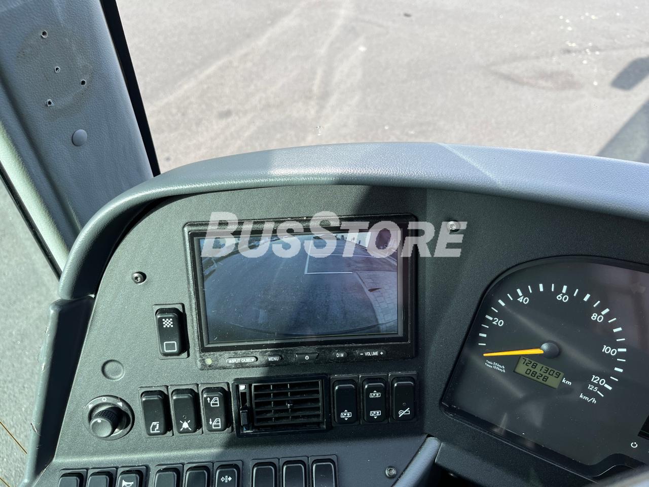 Mercedes-Benz - Tourismo 17 RHD - NIJ2655312011