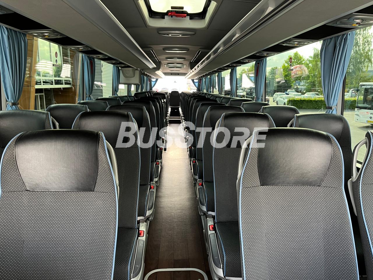 Mercedes-Benz - Tourismo 17 RHD - NIJ2655312011