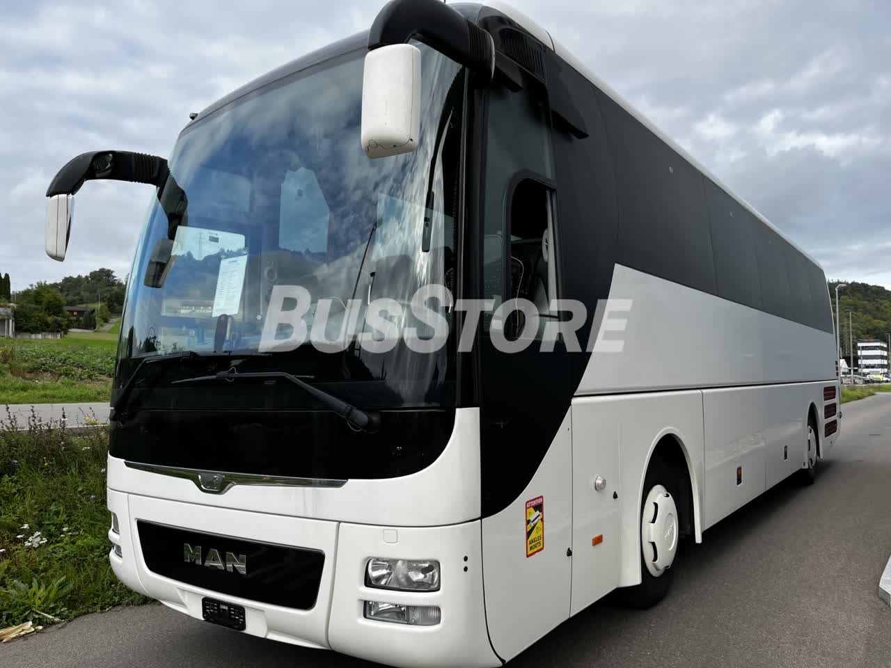 MAN - RH 403 Lion's Coach - ZUE2557112020