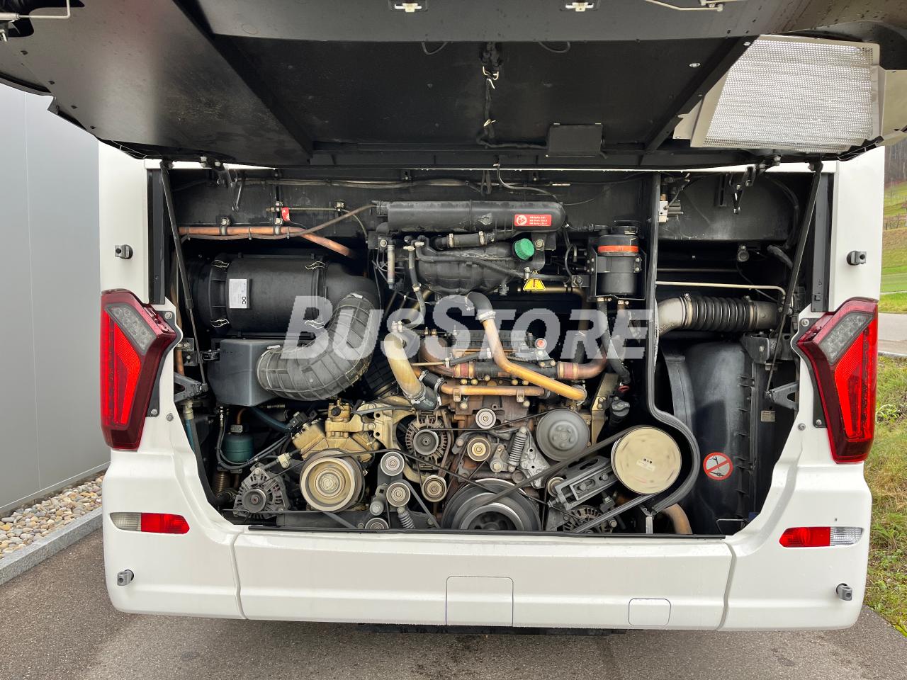 Setra - S 516 HD/3 - ZUE2557112033