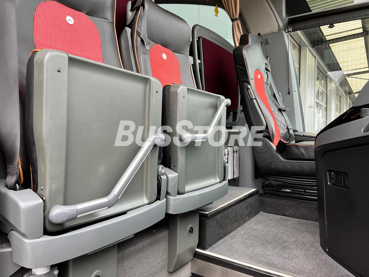 Mercedes-Benz - Travego R1 16 RHD - ZUE2657112004