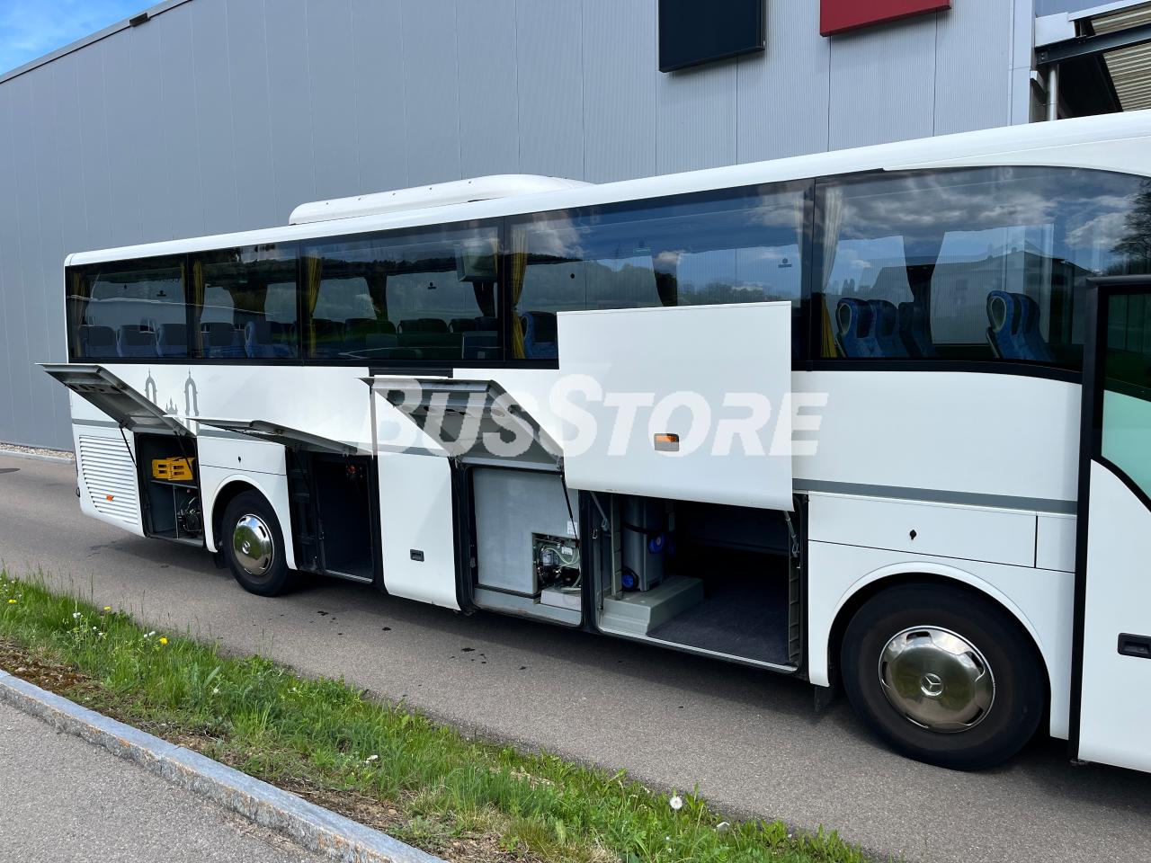 Mercedes-Benz - Tourismo 15 RHD - ZUE2657112012